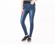 Load image into Gallery viewer, Jeans for Women - foldingup